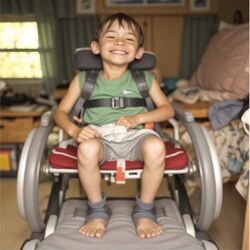 Correct sitting posture in the wheelchair.